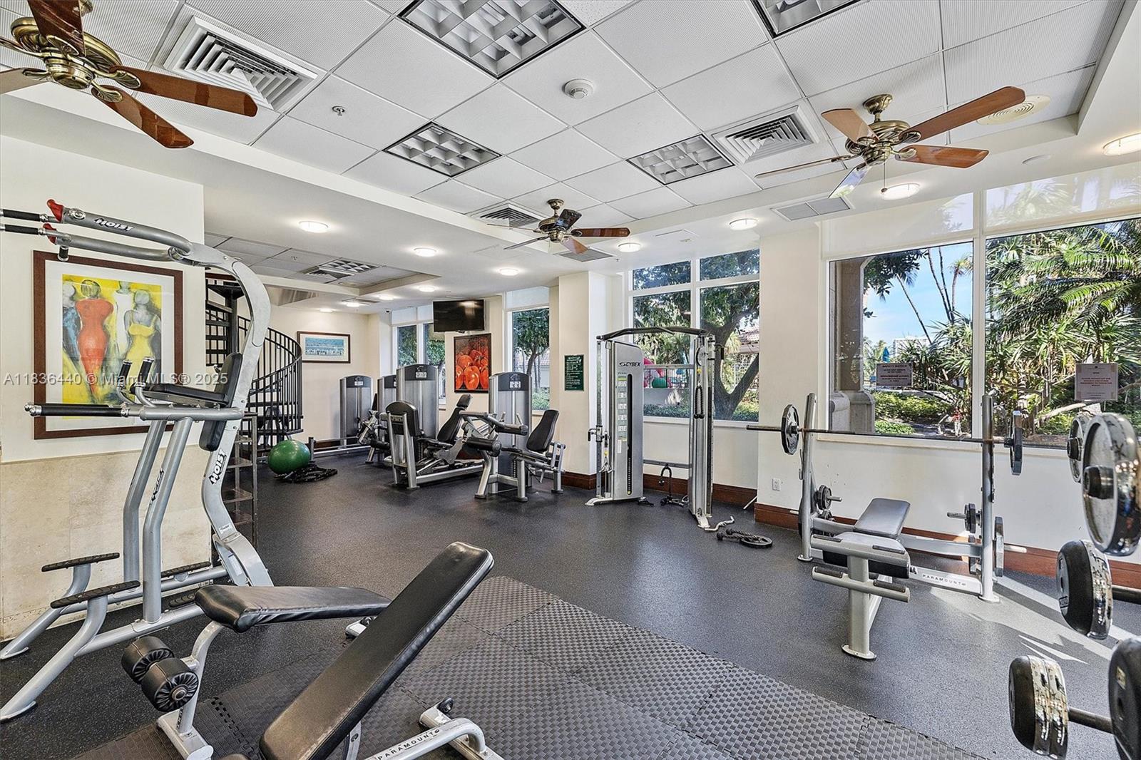 19501 W Country Club Dr # 912