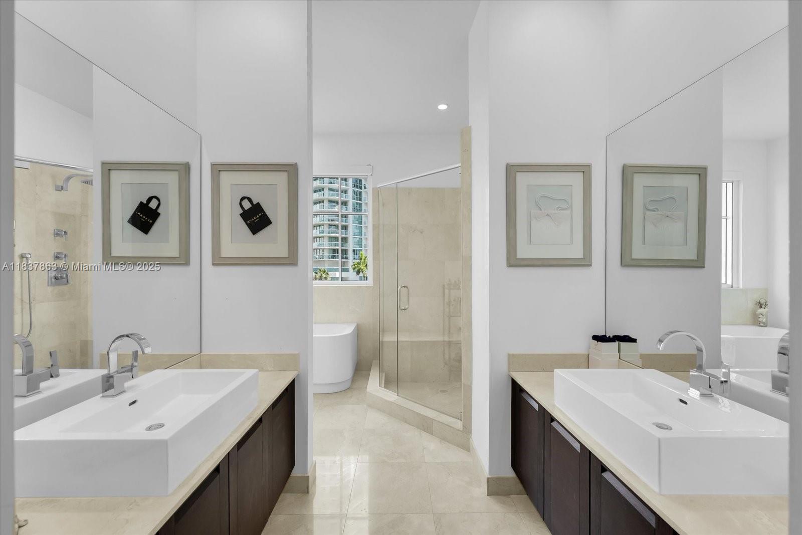 200 Sunny Isles Blvd # 404 Unit: TH-404