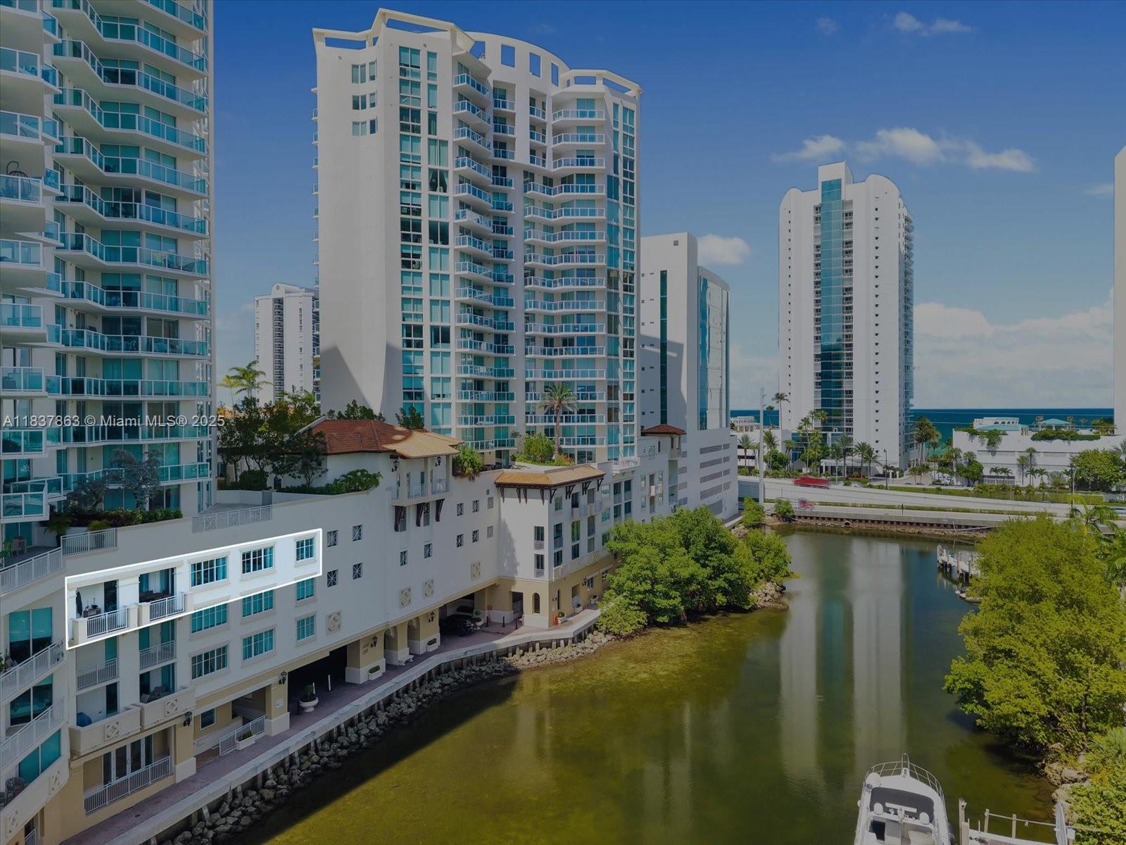 200 Sunny Isles Blvd # 404 Unit: TH-404