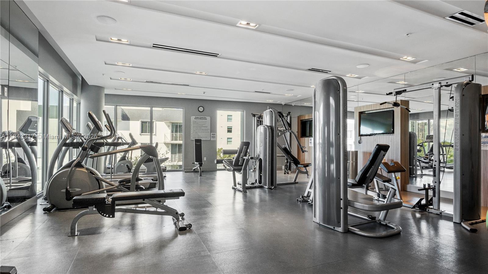 1600 SW 1st Ave # 1104