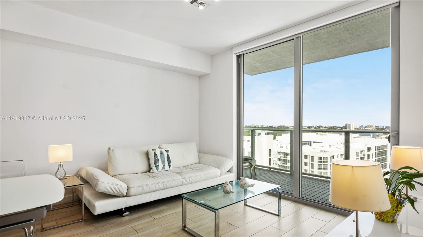 1600 SW 1st Ave # 1104