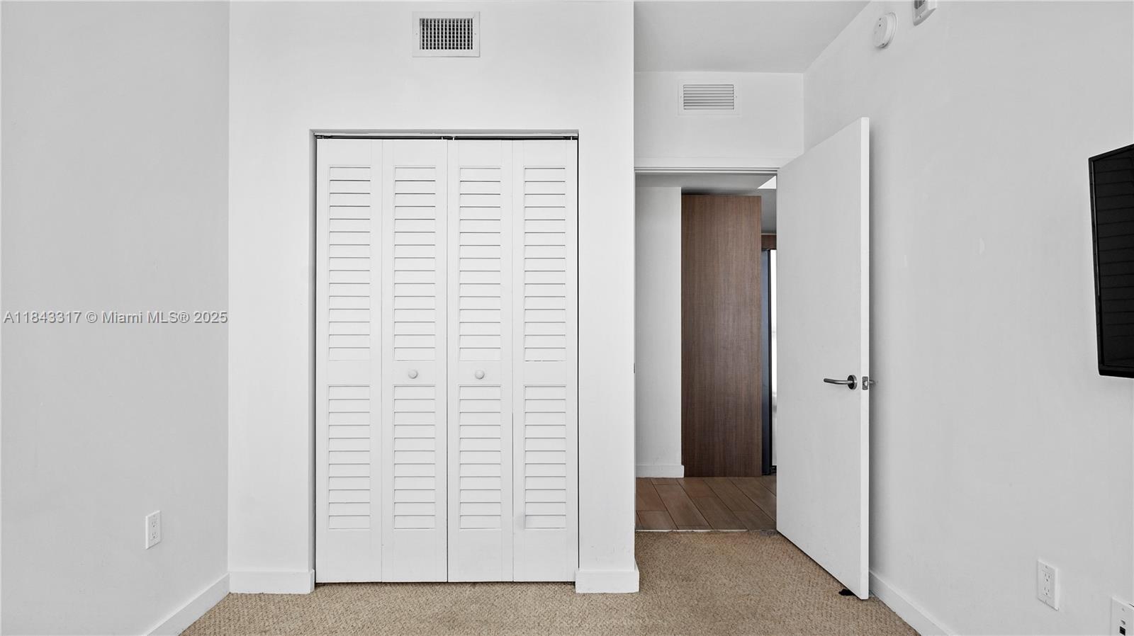 1600 SW 1st Ave # 1104