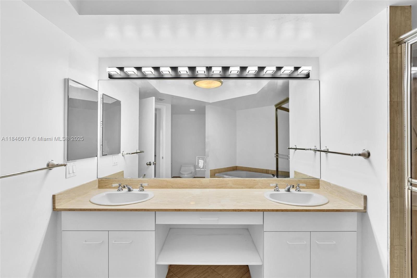 21205 Yacht Club Dr # 1809