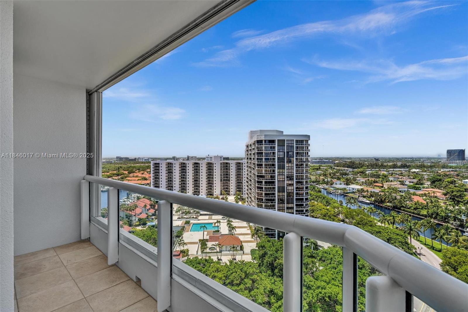 21205 Yacht Club Dr # 1809