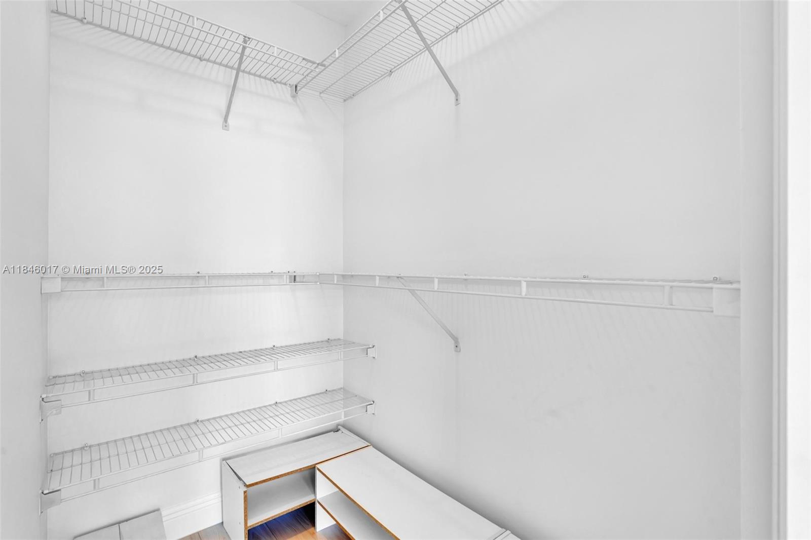 21205 Yacht Club Dr # 1809