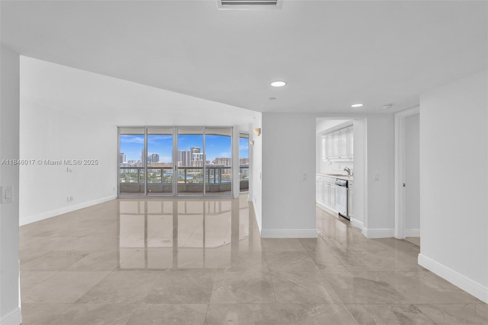 21205 Yacht Club Dr # 1809