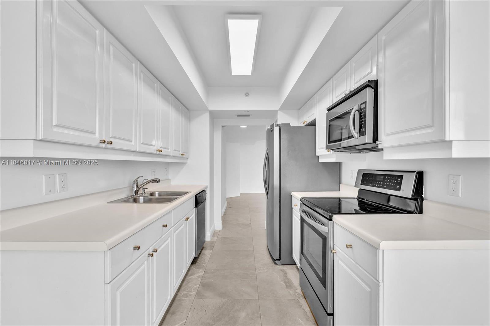 21205 Yacht Club Dr # 1809