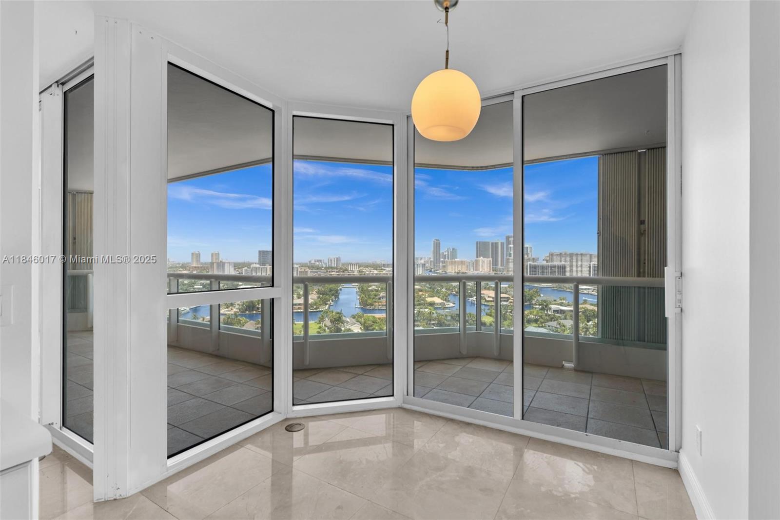 21205 Yacht Club Dr # 1809