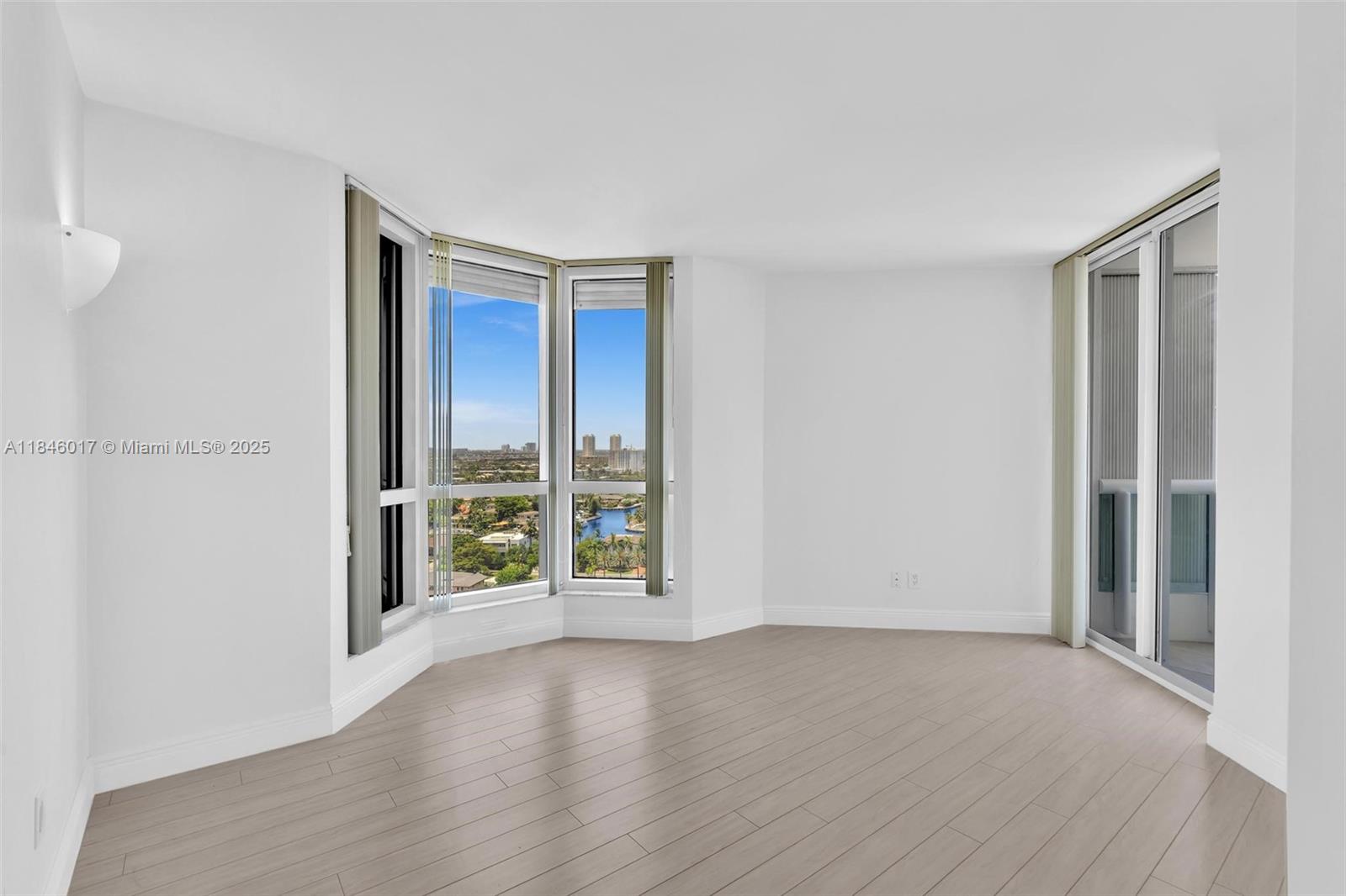 21205 Yacht Club Dr # 1809