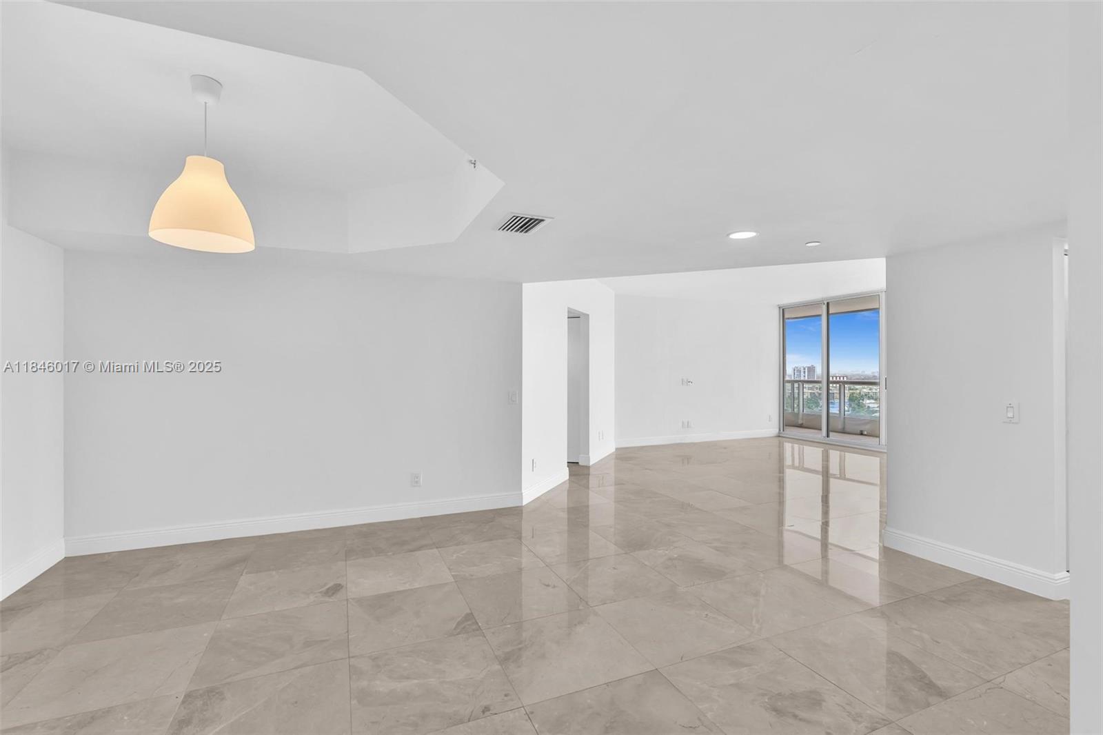 21205 Yacht Club Dr # 1809