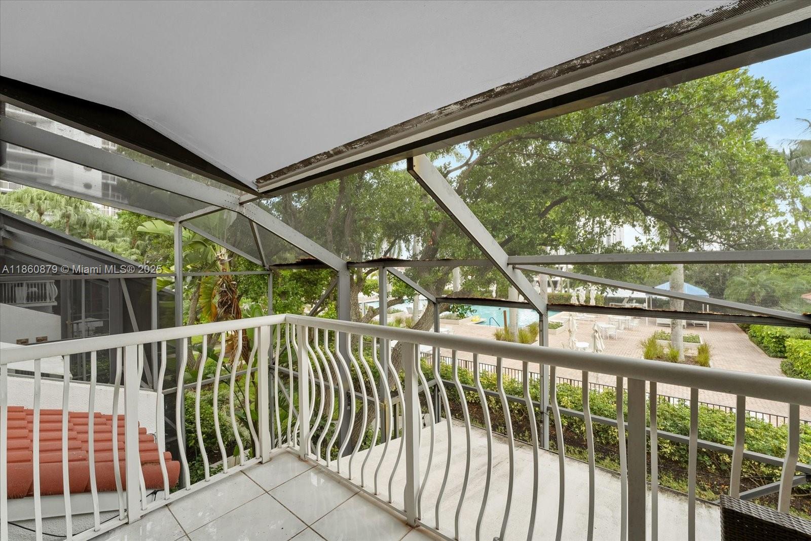 3602 Yacht Club Dr # 405