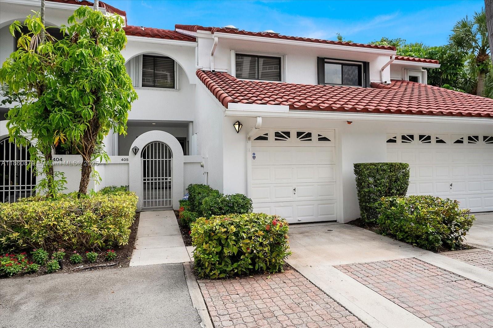 3602 Yacht Club Dr # 405