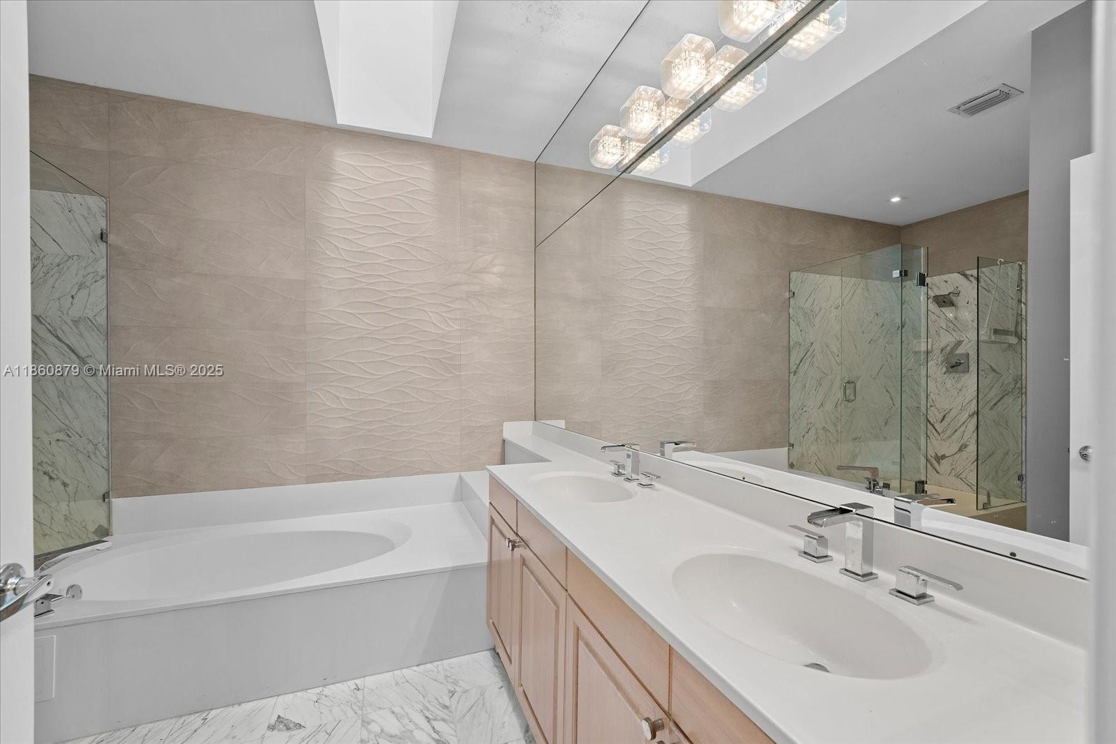 3602 Yacht Club Dr # 405