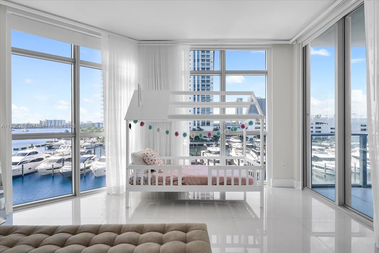 17301 Biscayne Blvd # 401