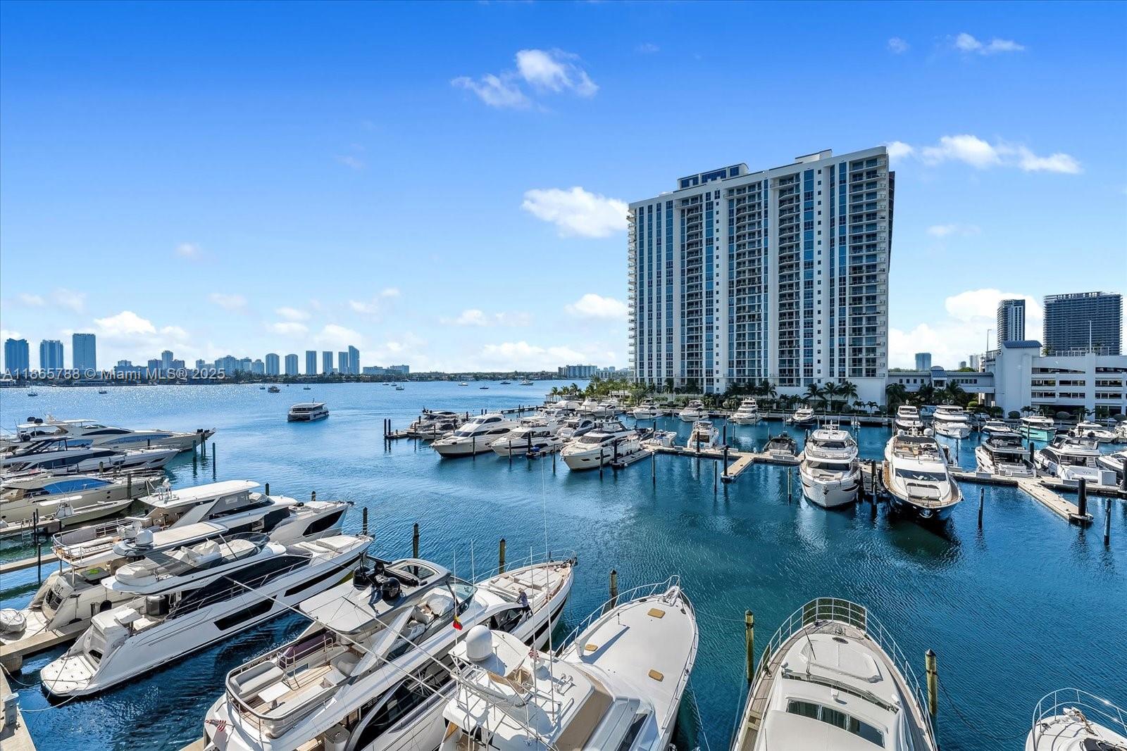 17301 Biscayne Blvd # 401