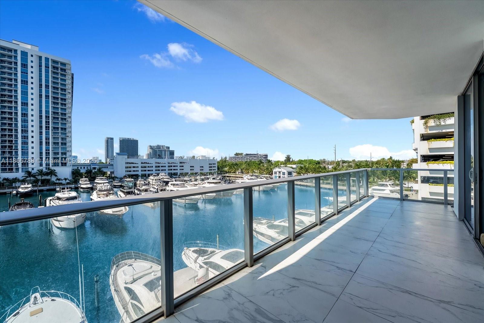 17301 Biscayne Blvd # 401