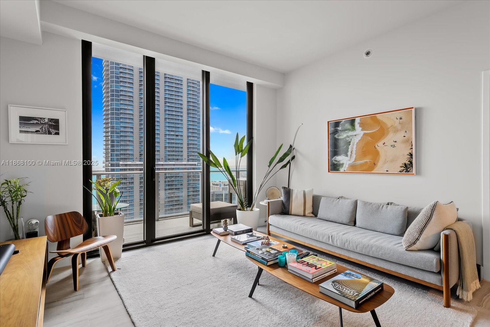 1010 Brickell Ave # 4803