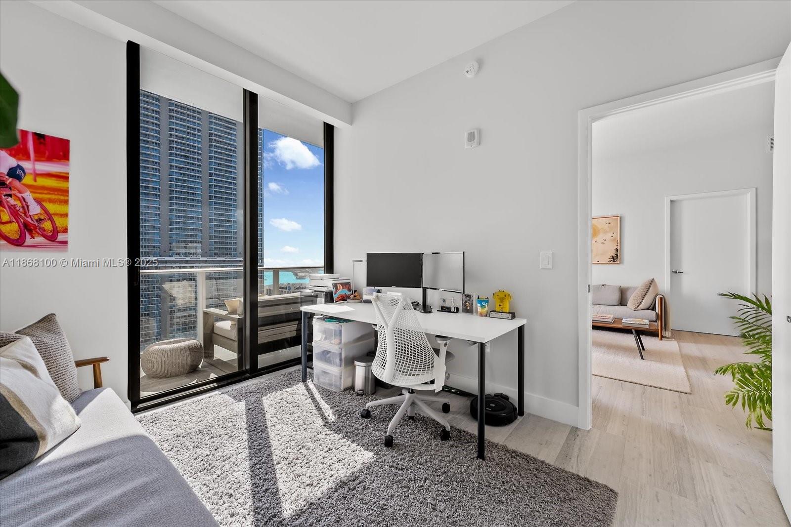 1010 Brickell Ave # 4803