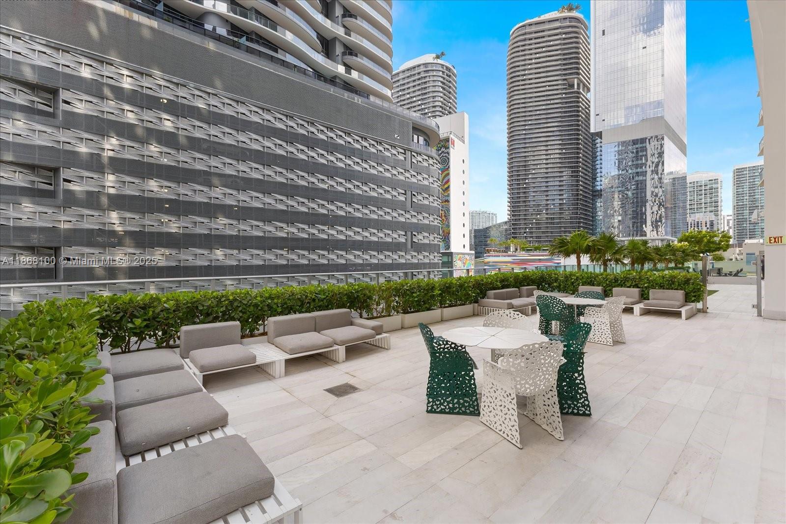 1010 Brickell Ave # 4803