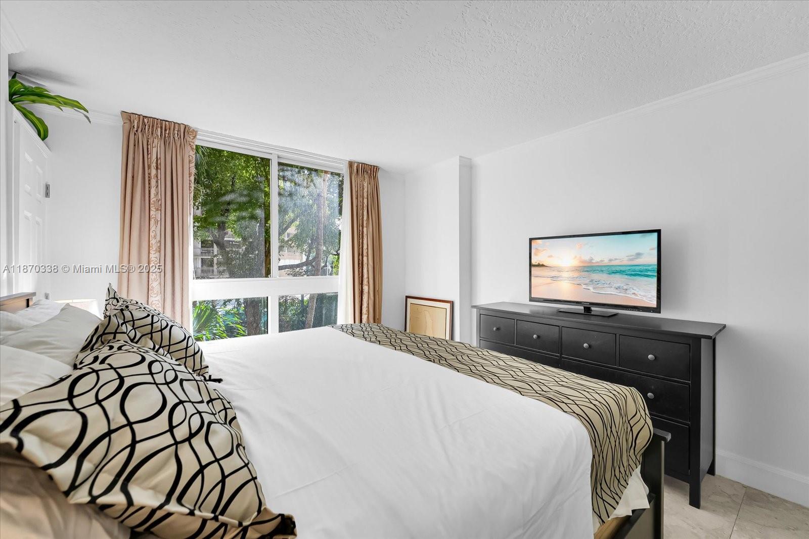 2951 S Bayshore Dr # 307