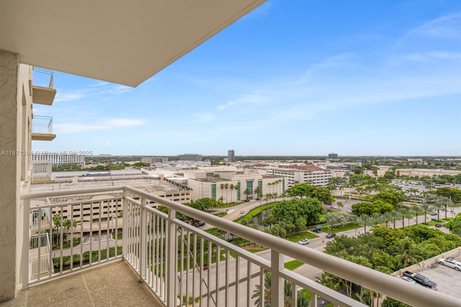 19501 W Country Club Dr # 1410