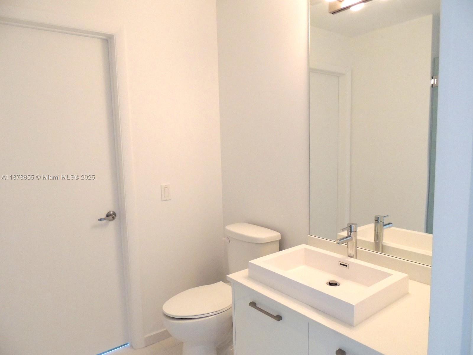 151 SE 1st St # 3301