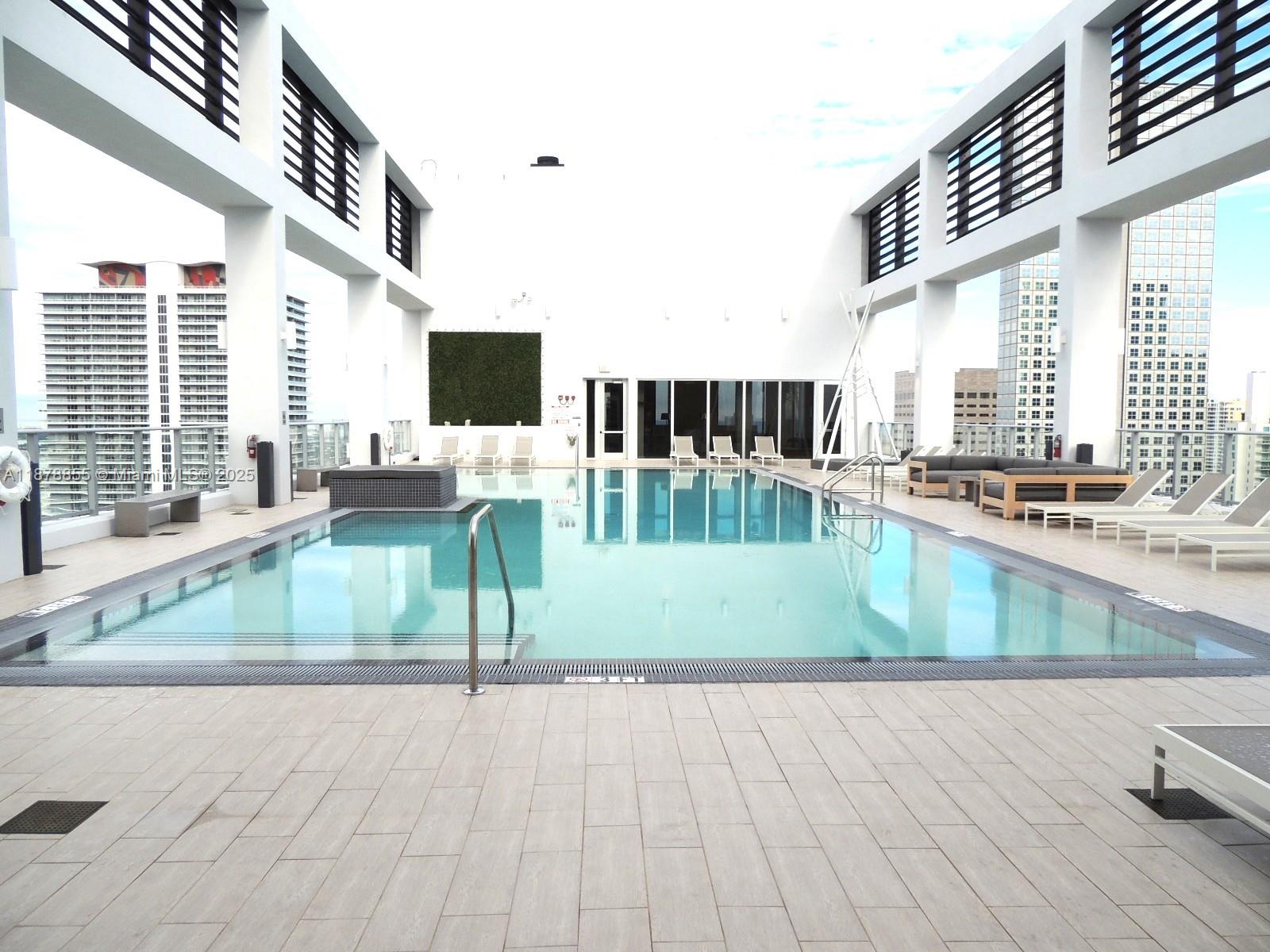 151 SE 1st St # 3301