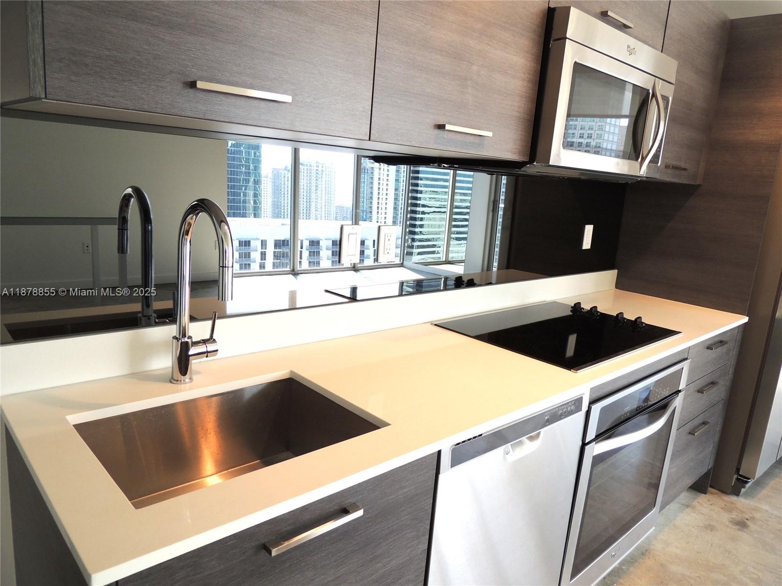 151 SE 1st St # 3301