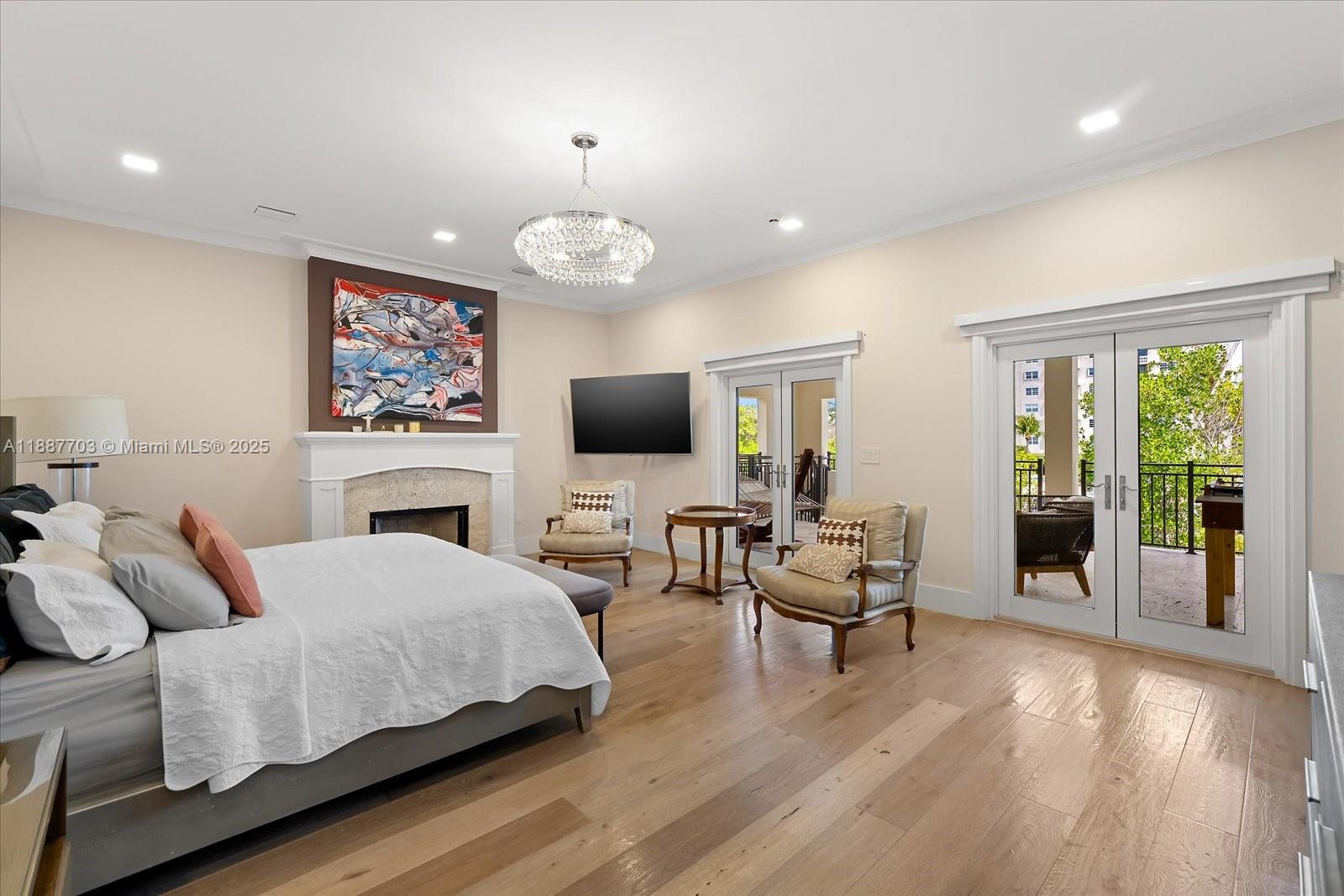 285 Carabela Ct
