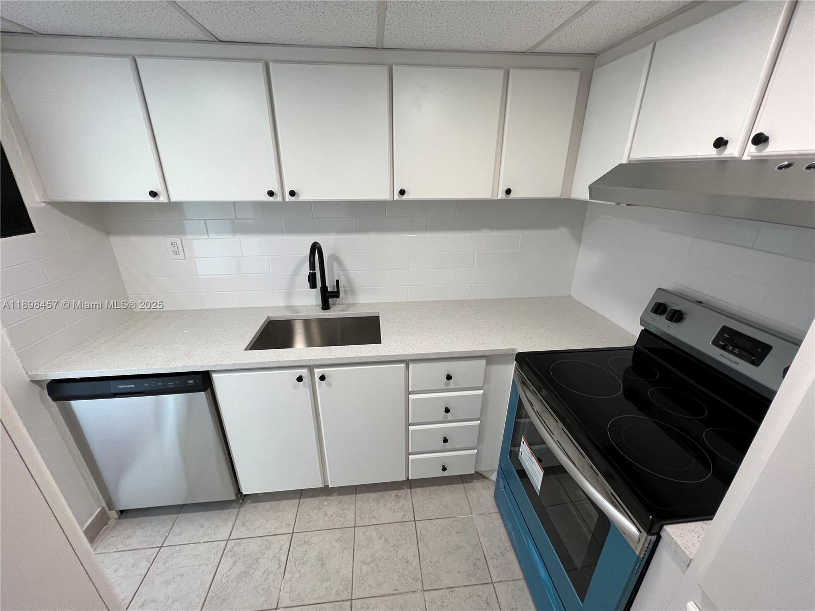 1000 West Ave # 808, Miami Beach Unit: 808