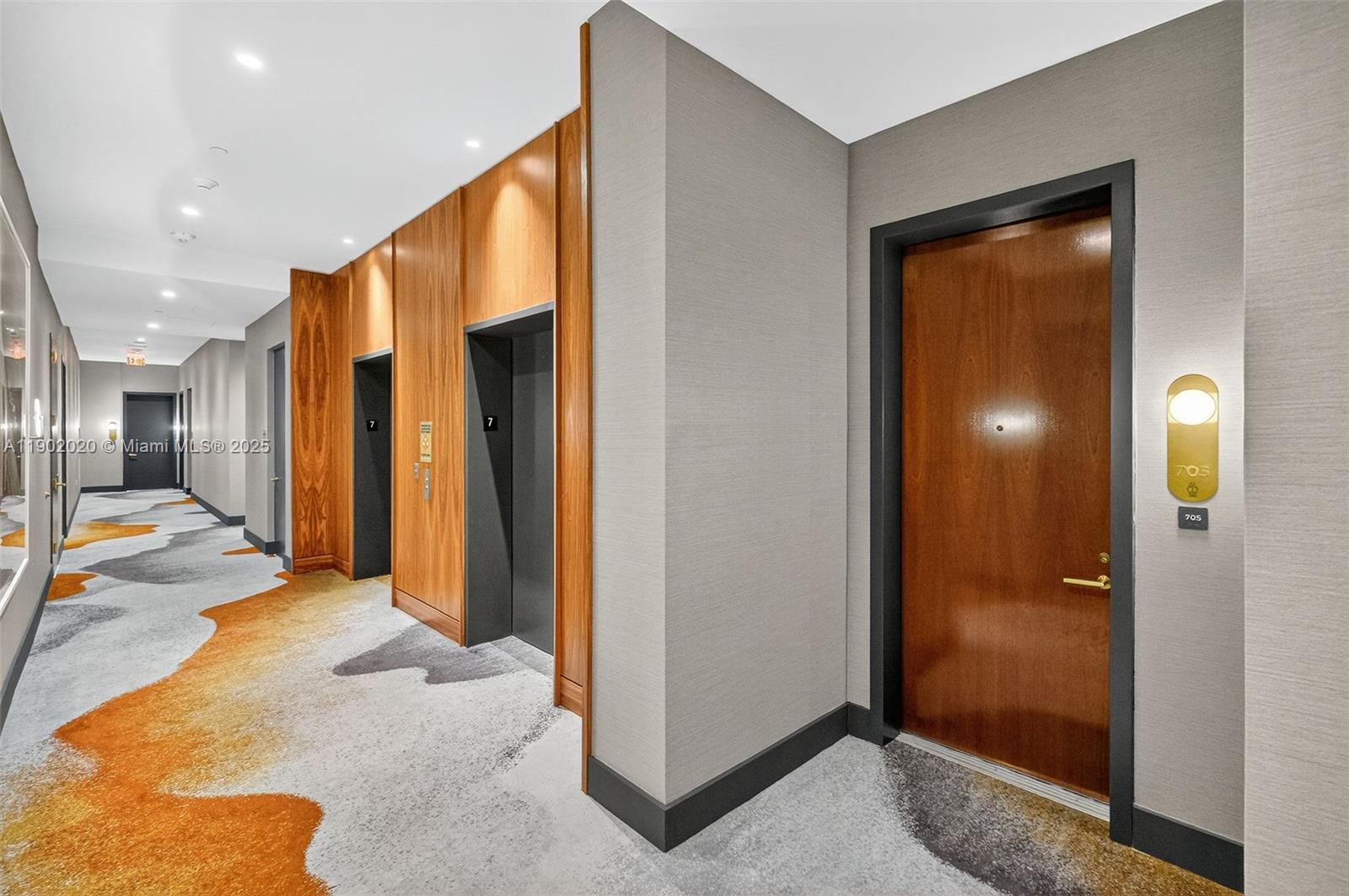 2655 S Bayshore Dr # 705