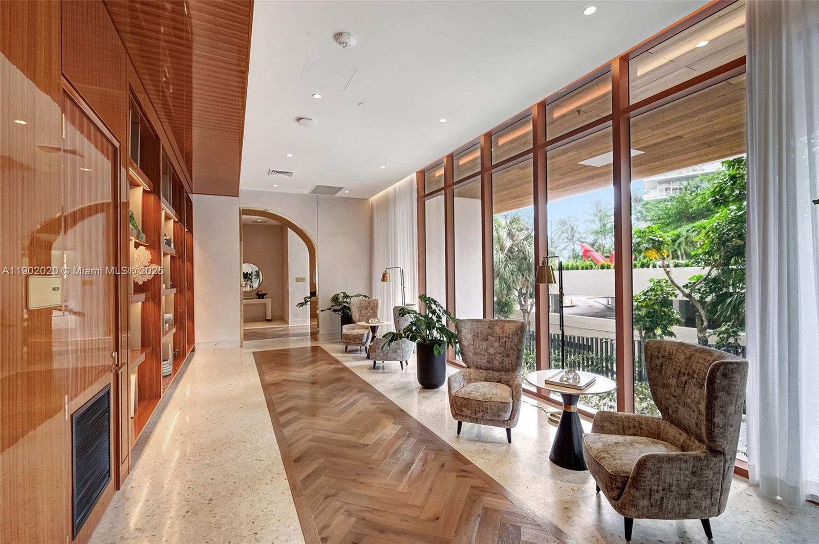 2655 S Bayshore Dr # 705