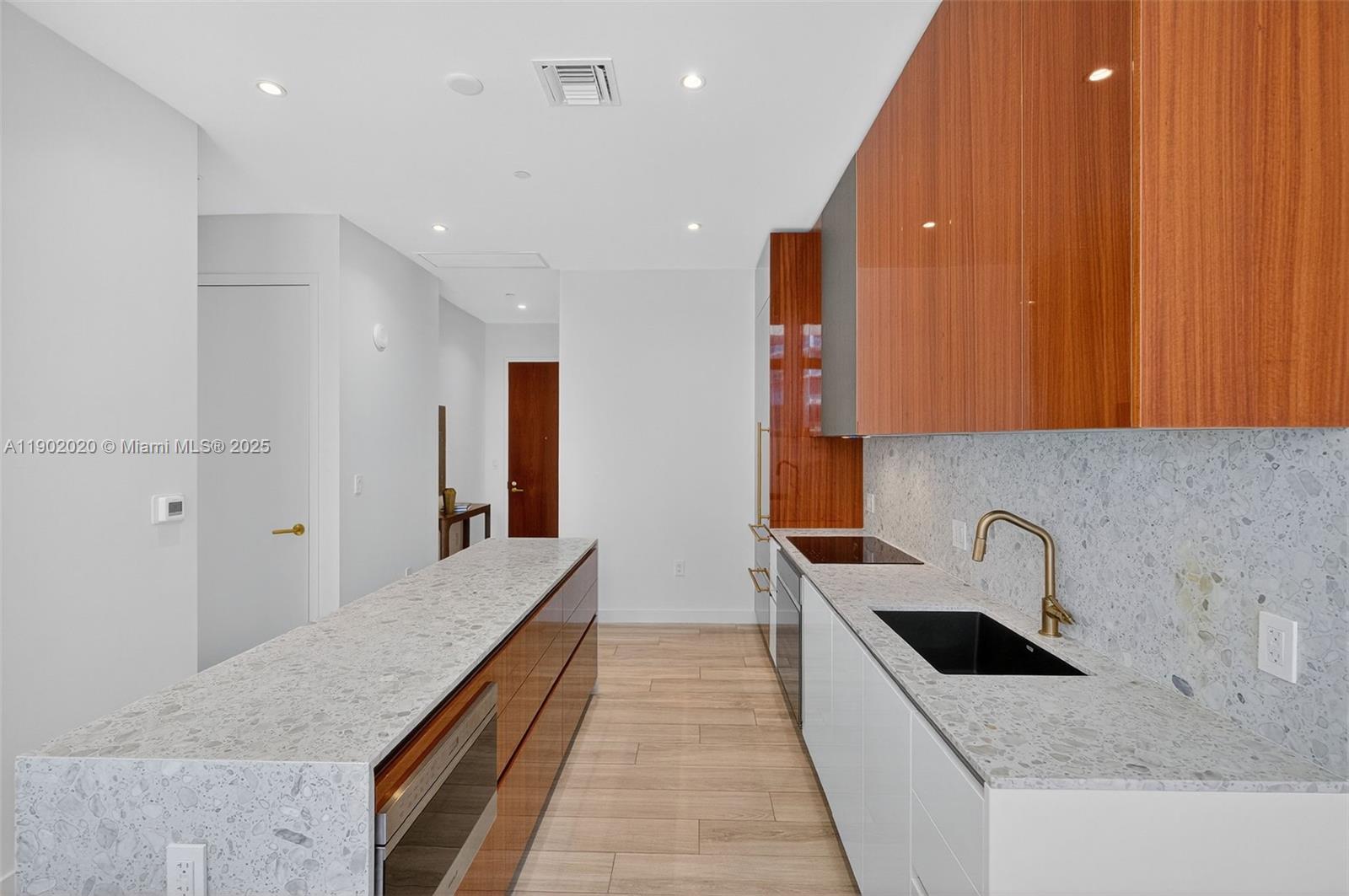 2655 S Bayshore Dr # 705