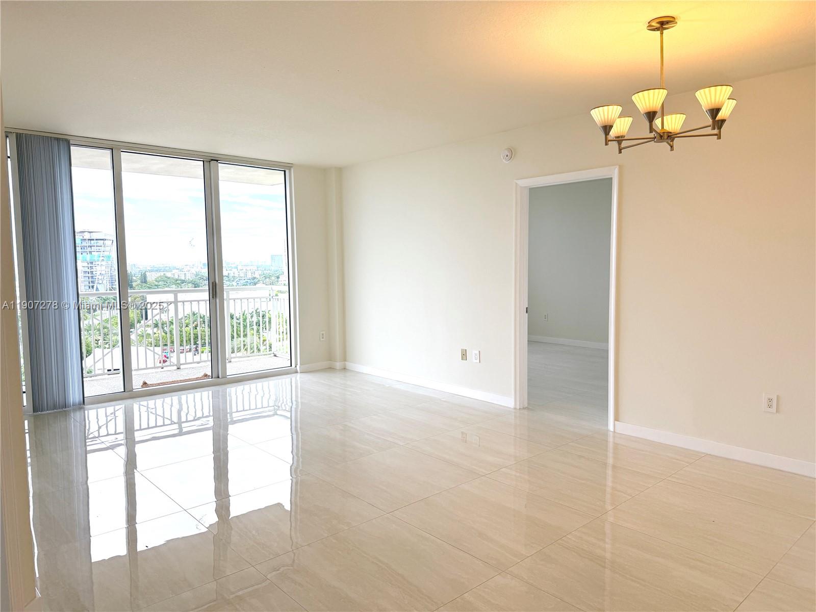 19501 W Country Club Dr # 1410