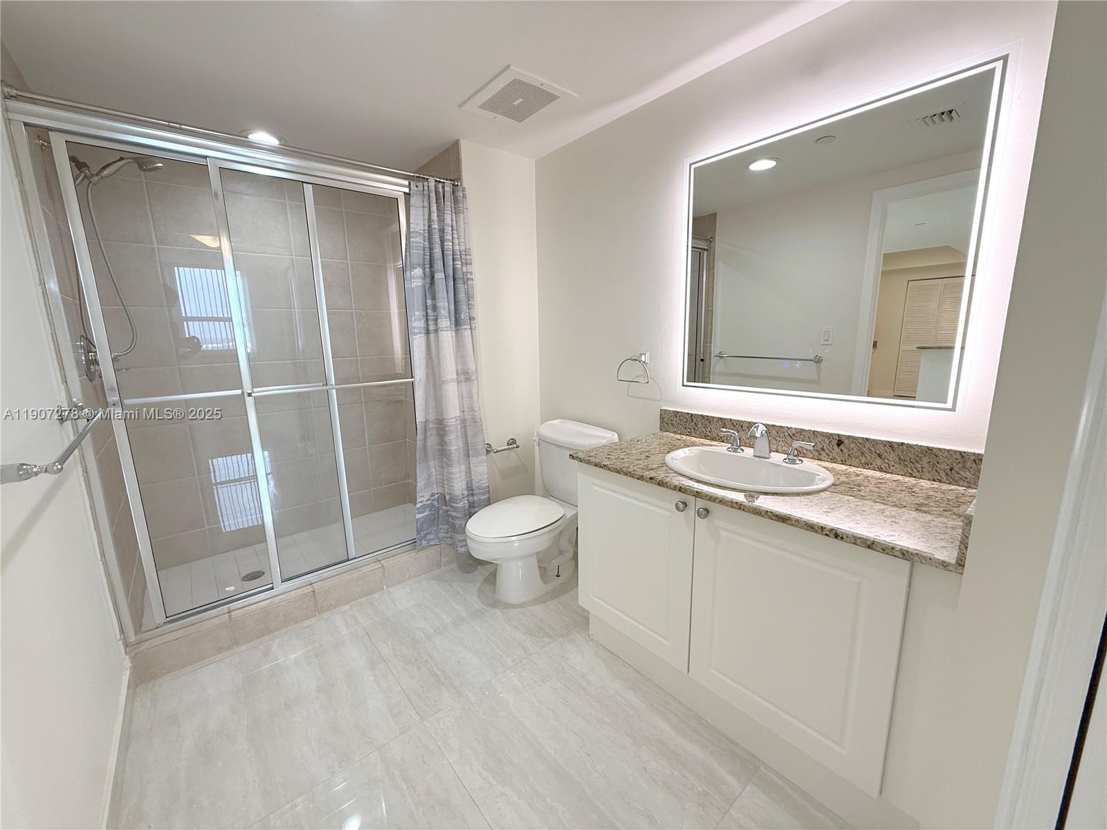 19501 W Country Club Dr # 1410