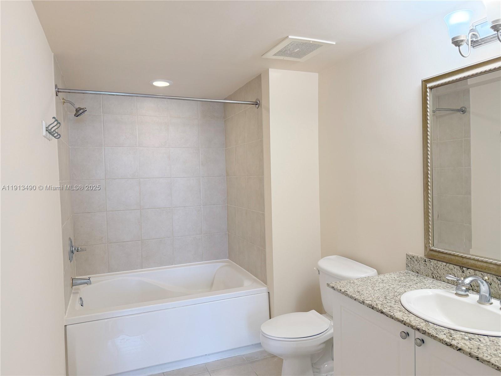 19501 W Country Club Dr # 912