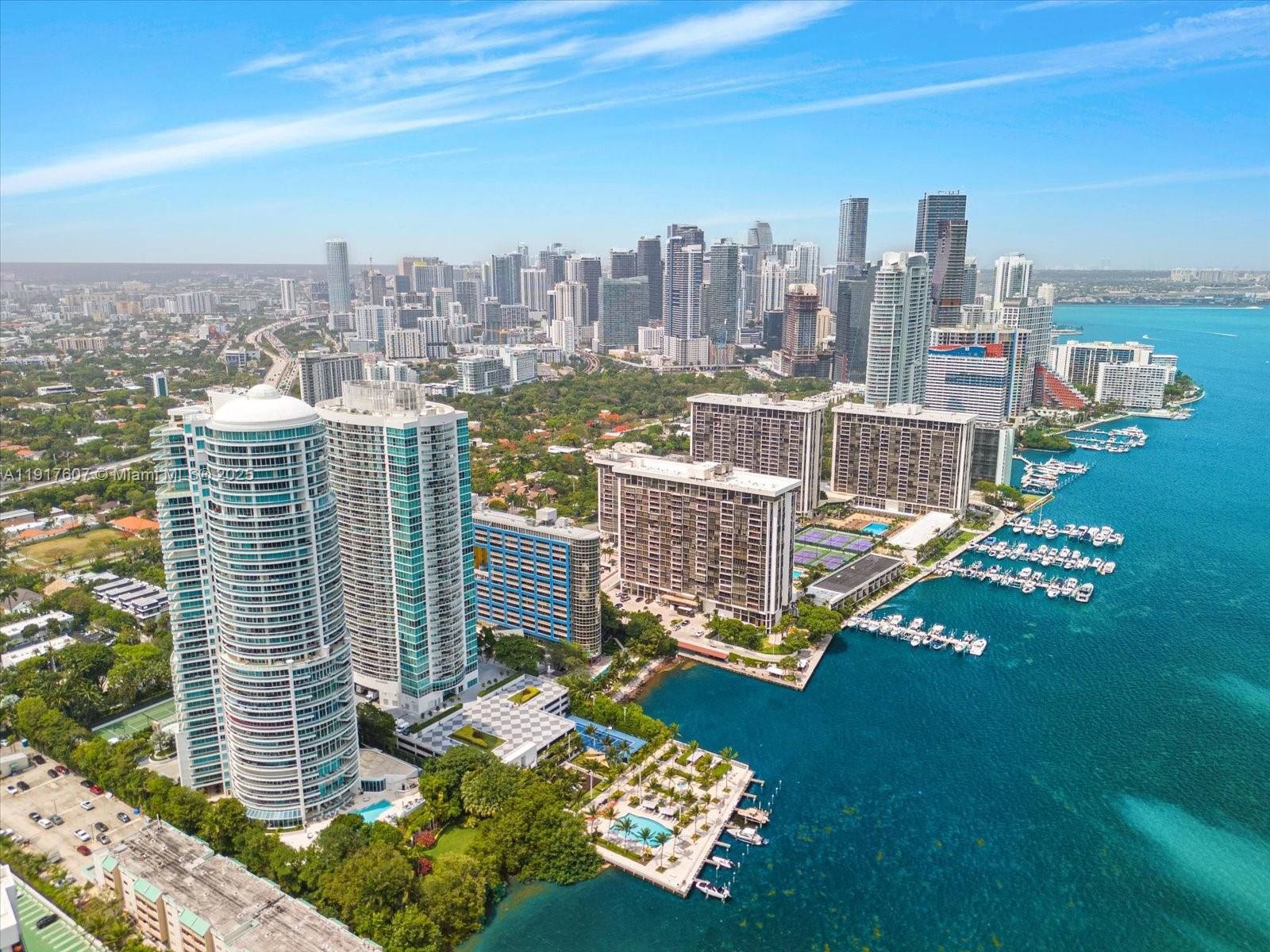 2127 Brickell Ave # 1606