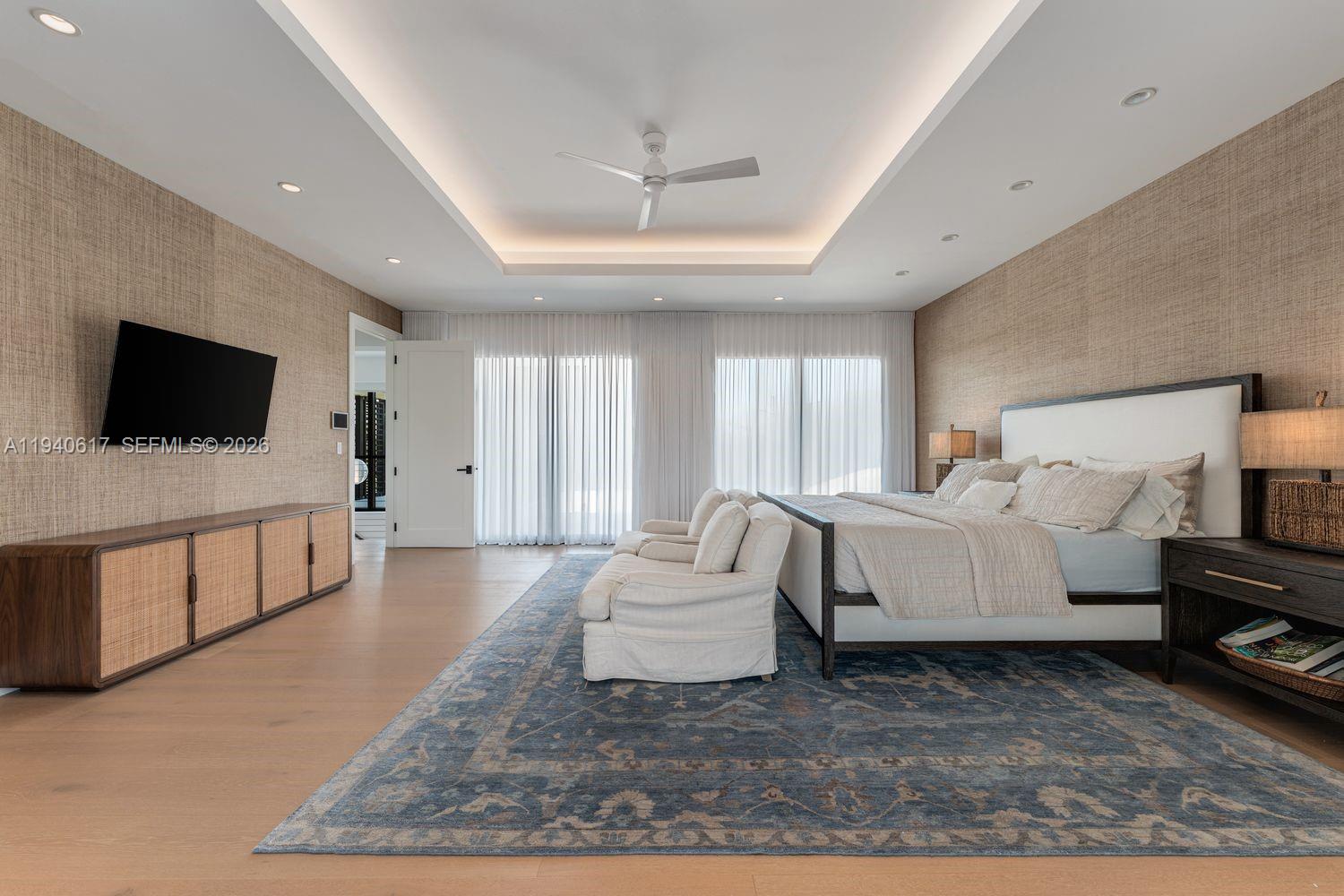 6853 Sunrise Ct