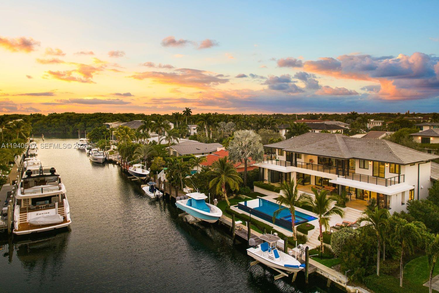 6853 Sunrise Ct