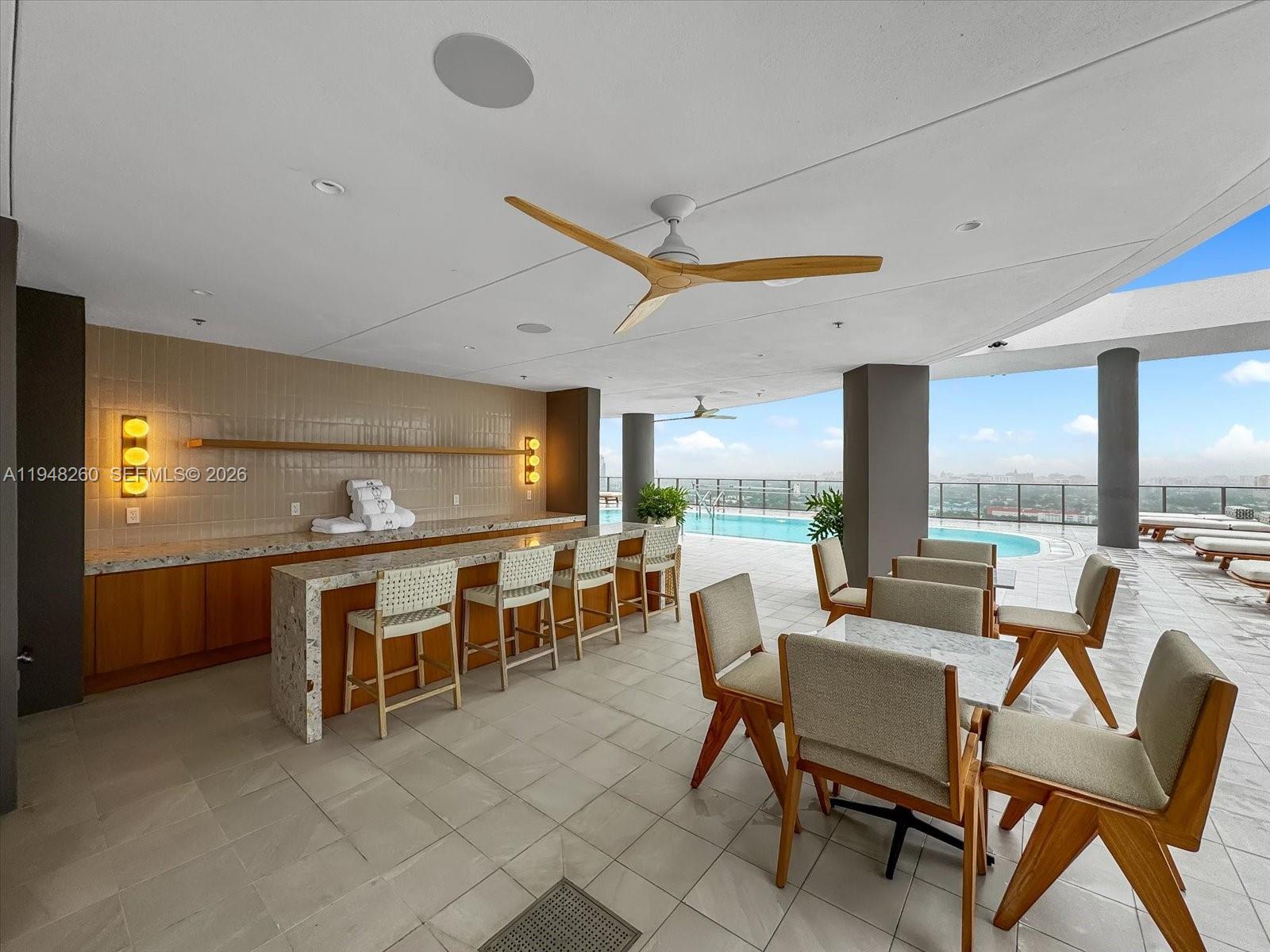 2678 Tigertail Ave # 204