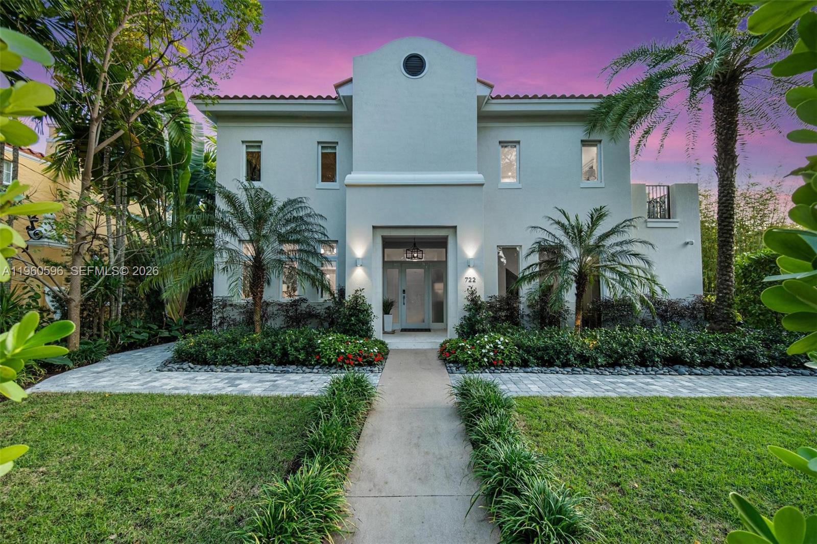 722 Navarre Ave