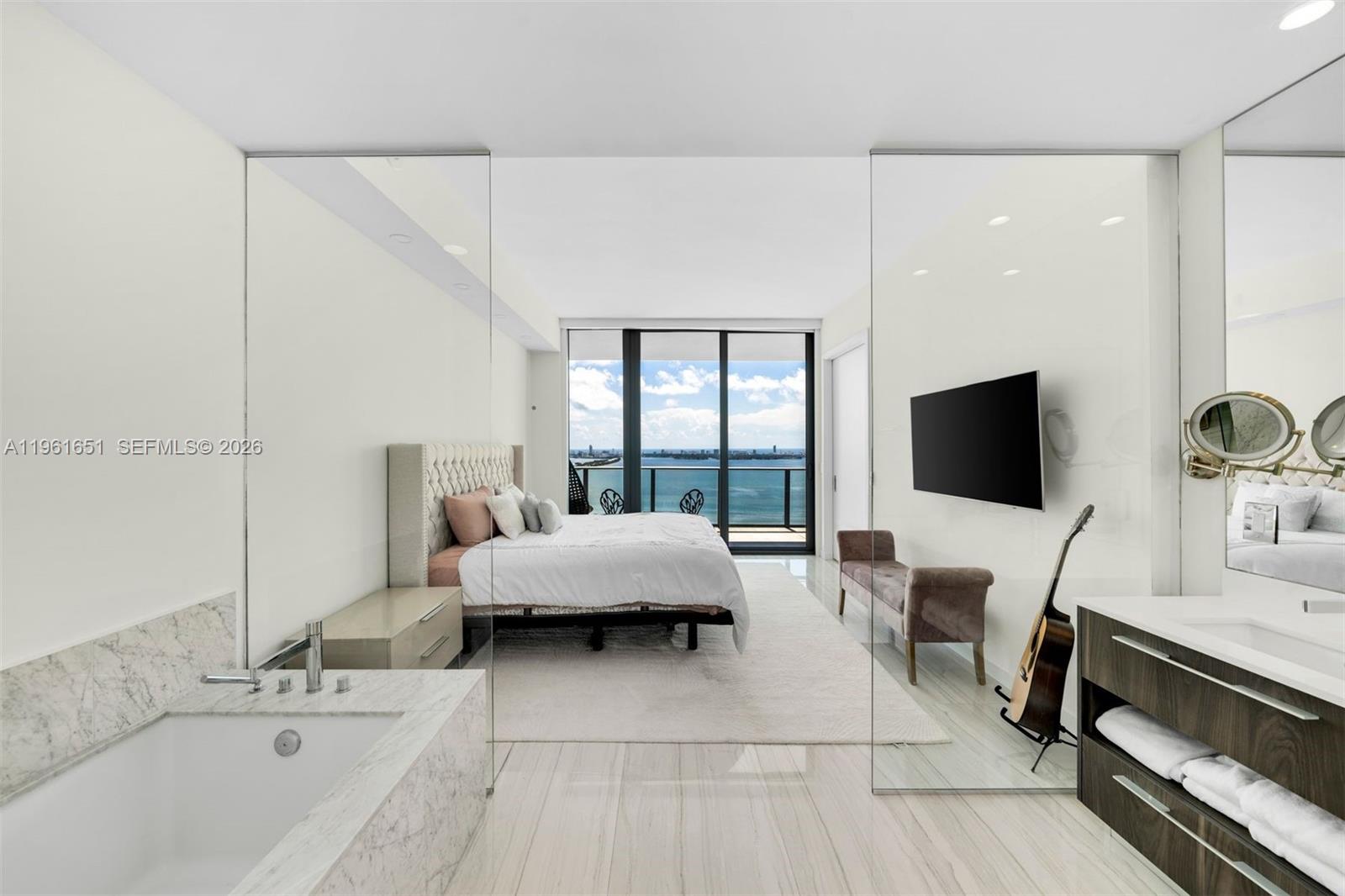 480 NE 31st St # 3401