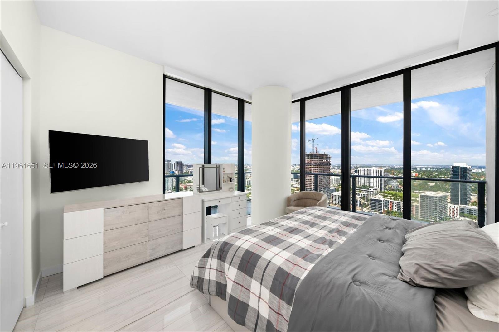 480 NE 31st St # 3401