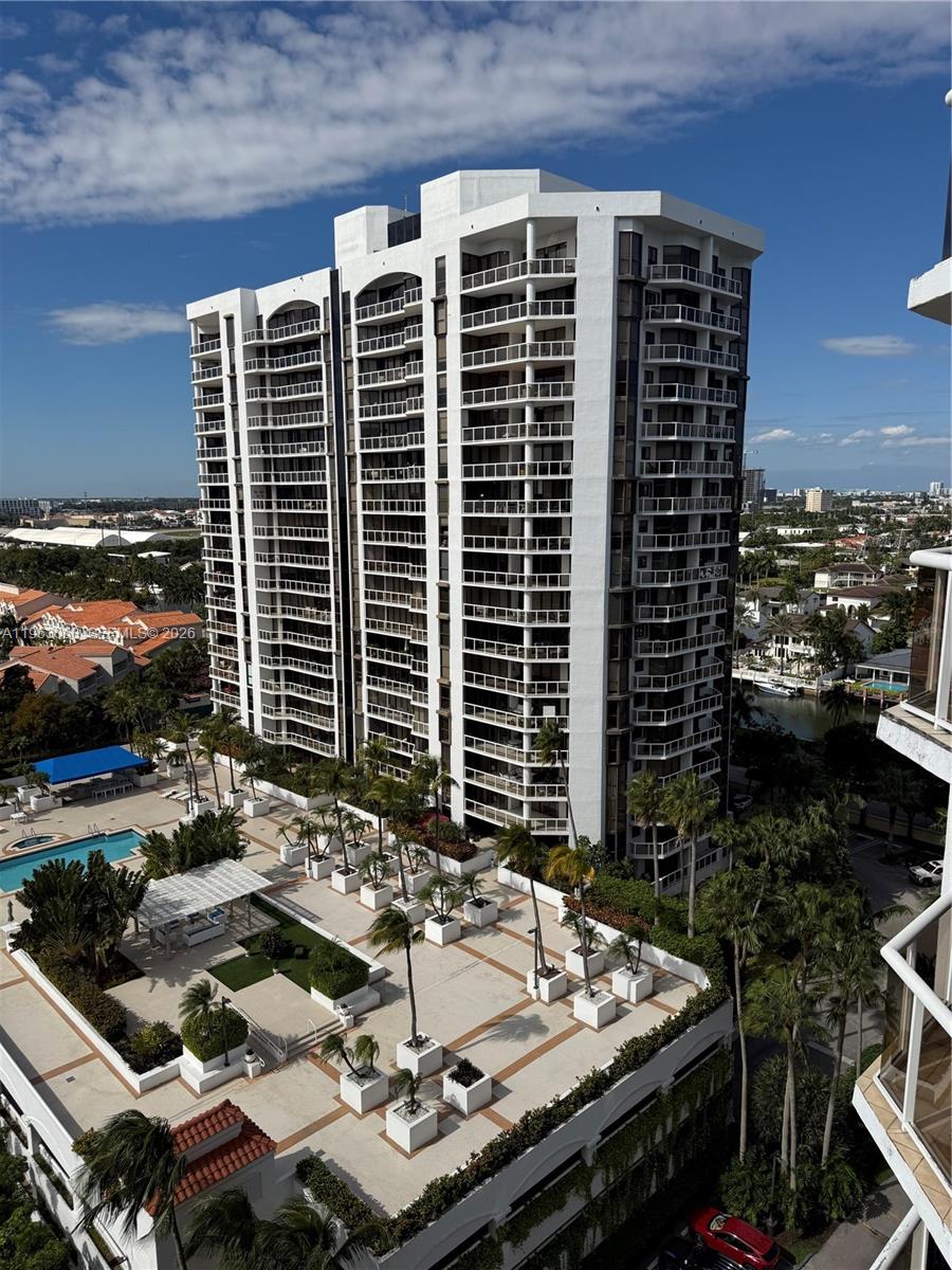 3610 Yacht Club Dr # 1413