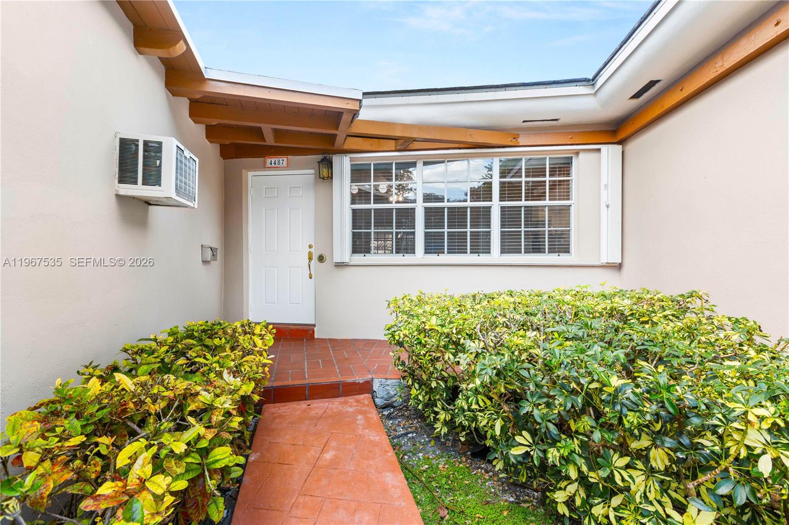 4487 SW 15th Ter