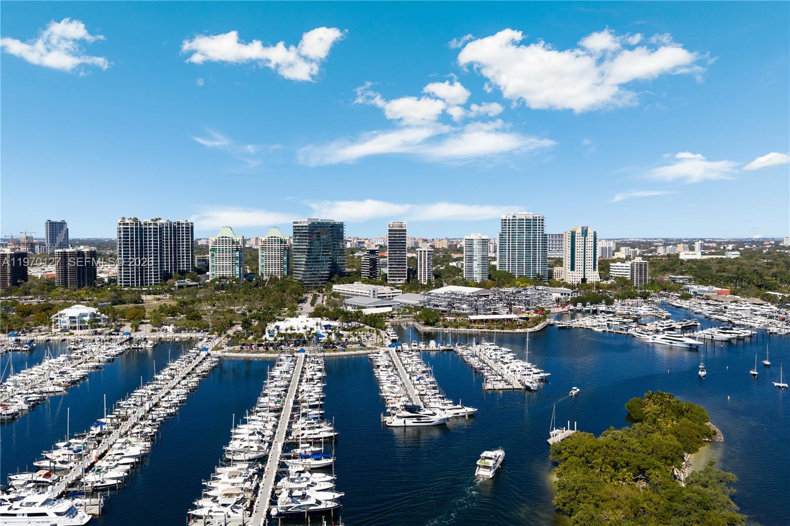 2678 Tigertail Ave # 1410