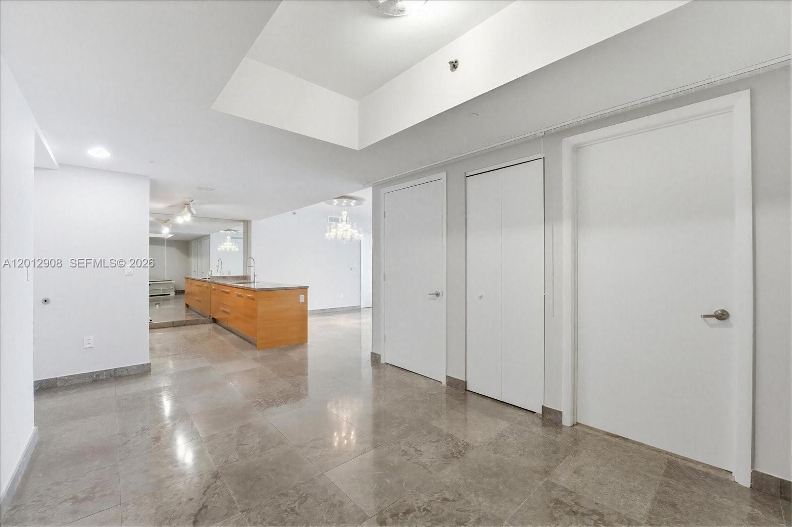 465 Brickell Ave # 4805