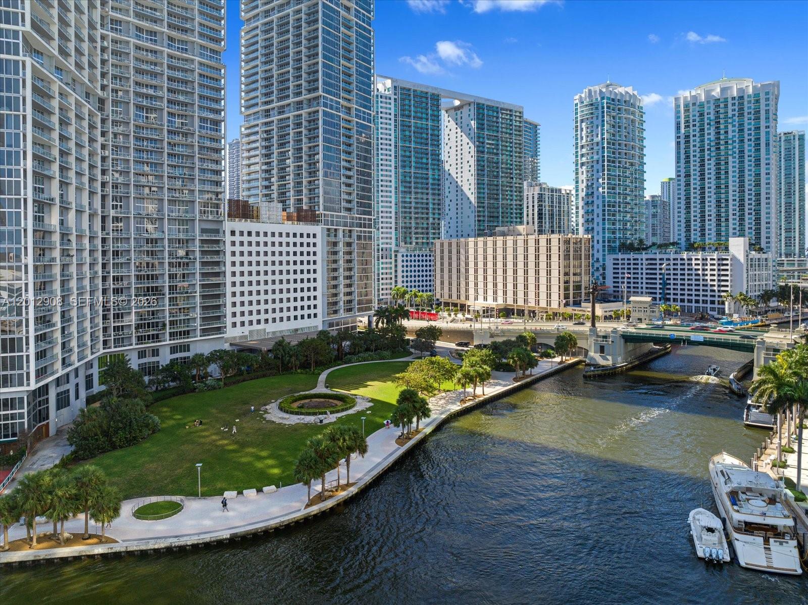 465 Brickell Ave # 4805