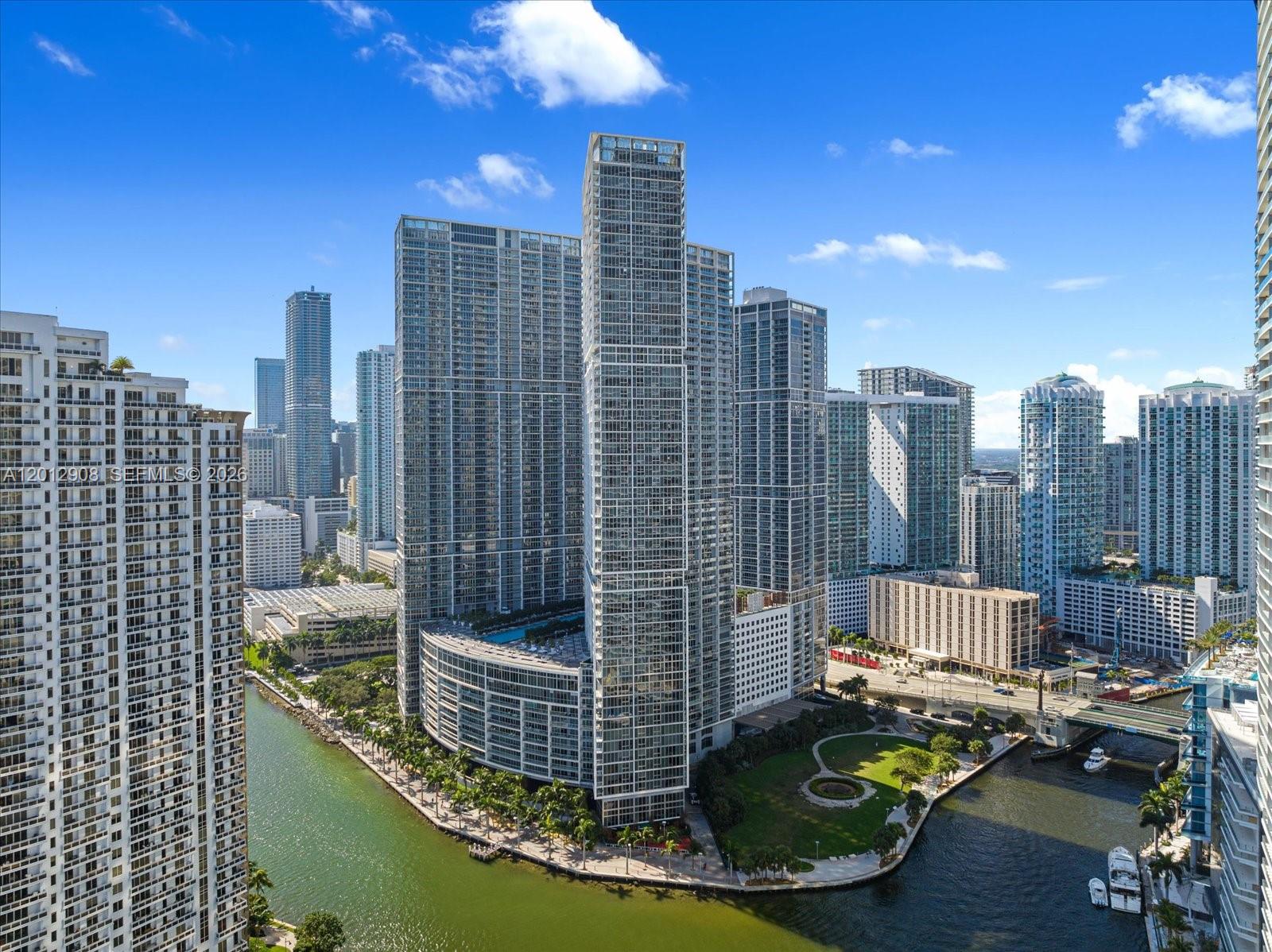 465 Brickell Ave # 4805