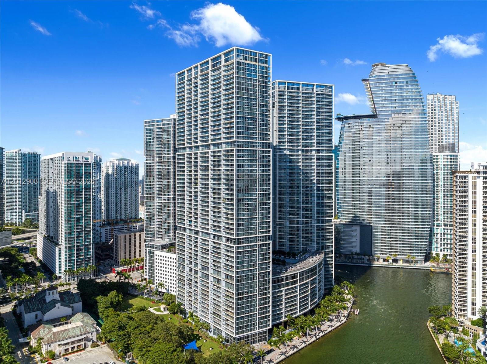 465 Brickell Ave # 4805